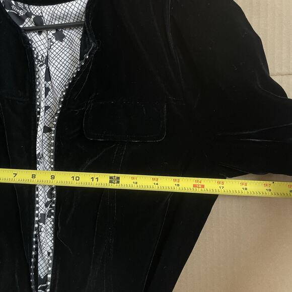 Vintage Women’s Jacket Y2K Black Velvet Full Zip Rhinestone Detail Belted Bling - Picture 9 of 11